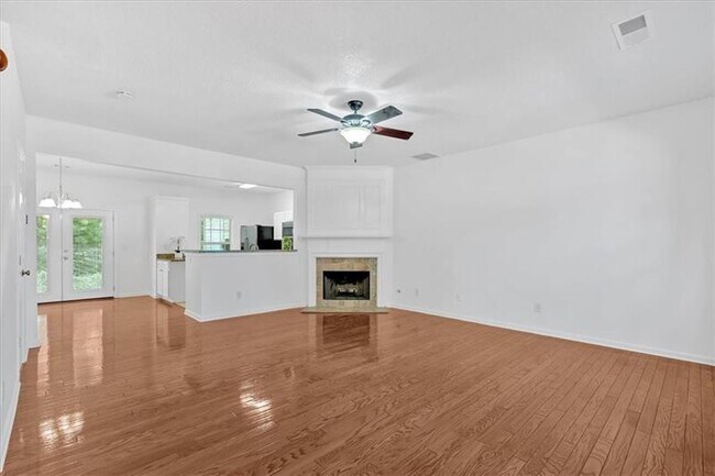 Building Photo - 13077 Region Trace