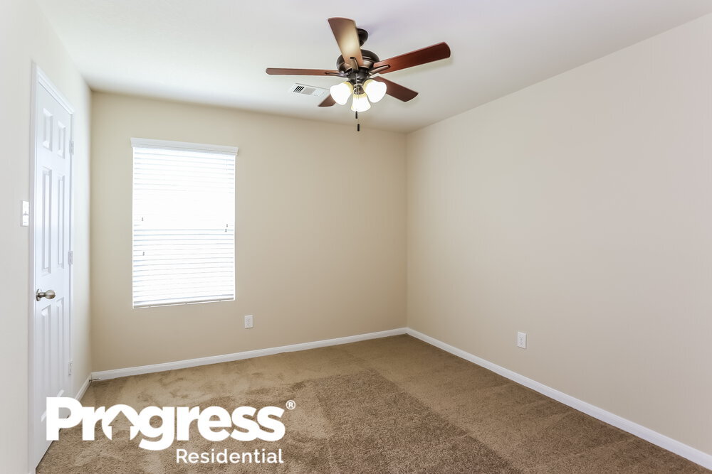 Building Photo - 12430 Greencanyon Dr