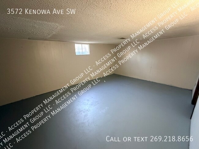 Building Photo - 3572 Kenowa Ave SW