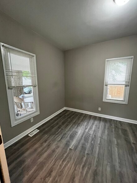 Bedroom 1 - 357 College Ave