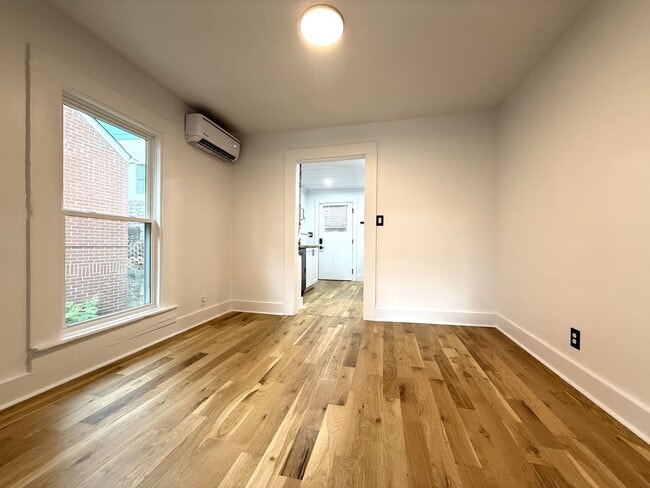 Building Photo - 681 Angier Ave NE