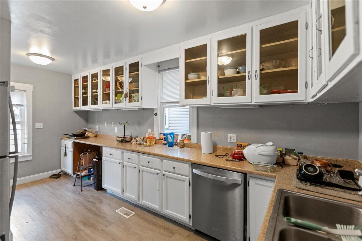 Building Photo - 1117 Foster St