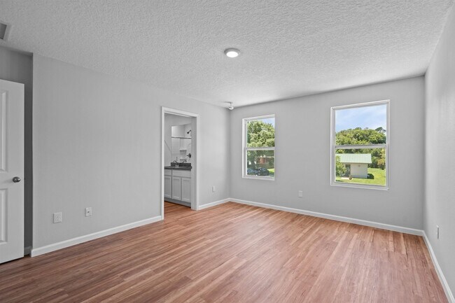 Building Photo - 790 S Rodriquez St