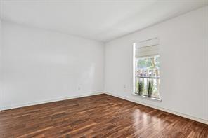 Building Photo - 15914 Club Crest Dr