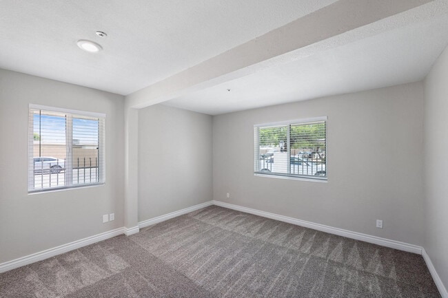 Building Photo - 7826 E Heatherbrae Ave