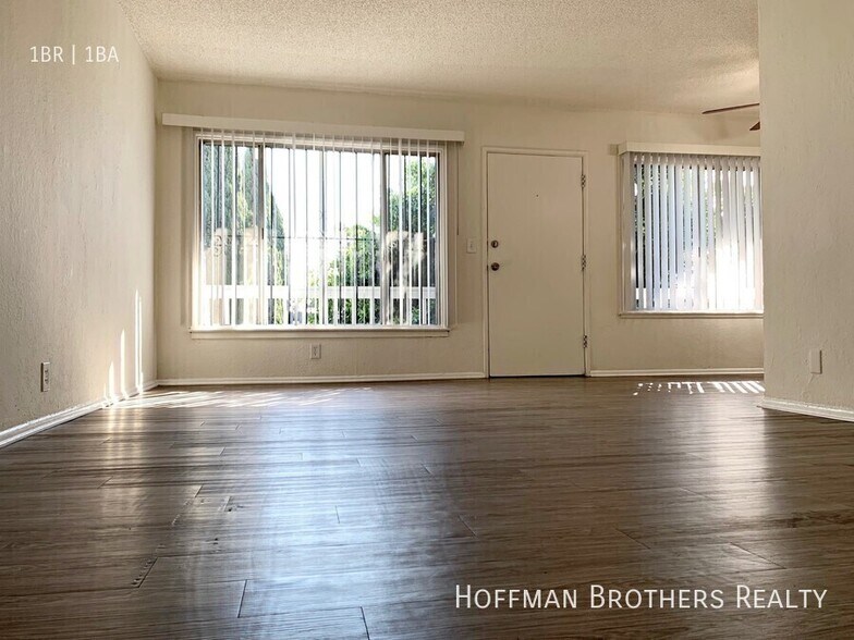 Building Photo - 4845 W Slauson Ave