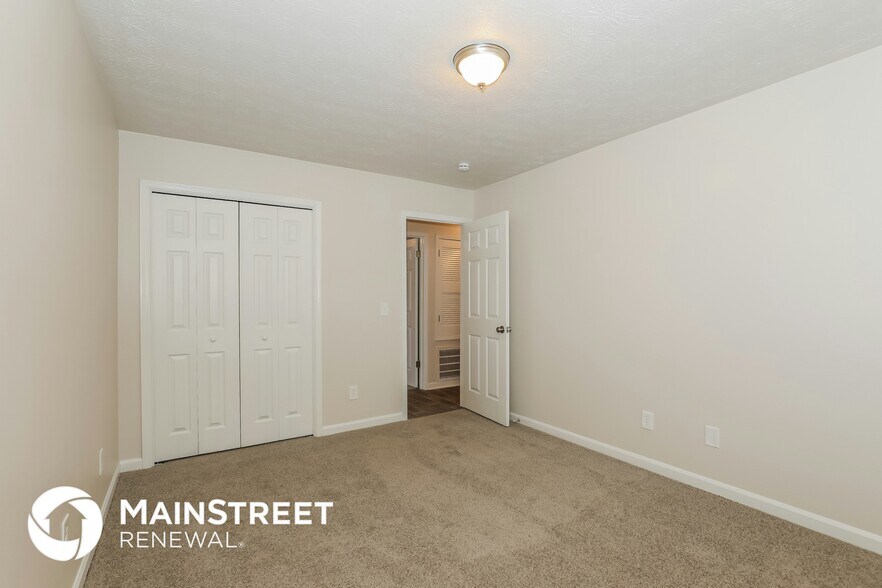 Building Photo - 125 Whitney Way