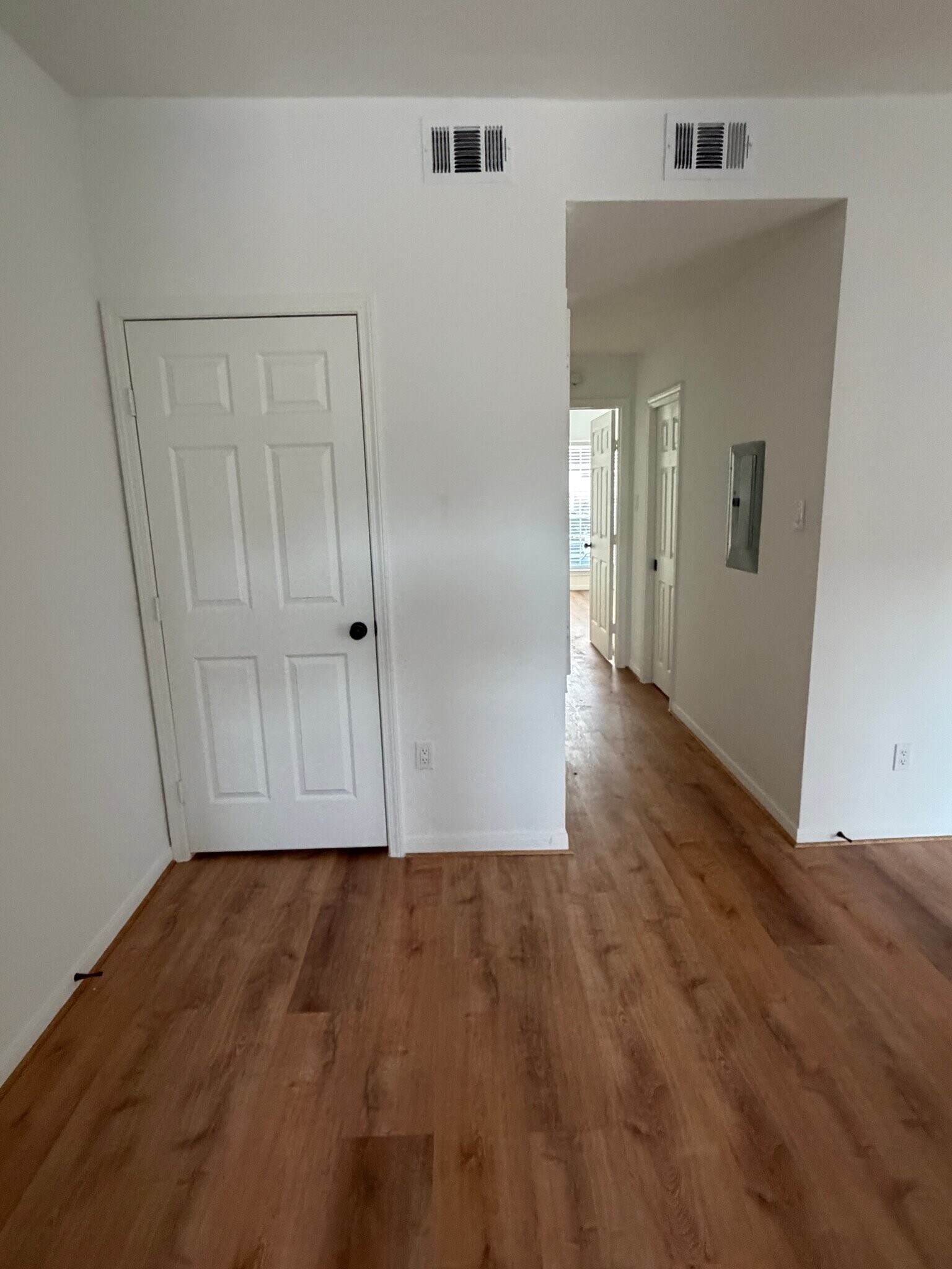 Building Photo - 2323 Fairwind Rd