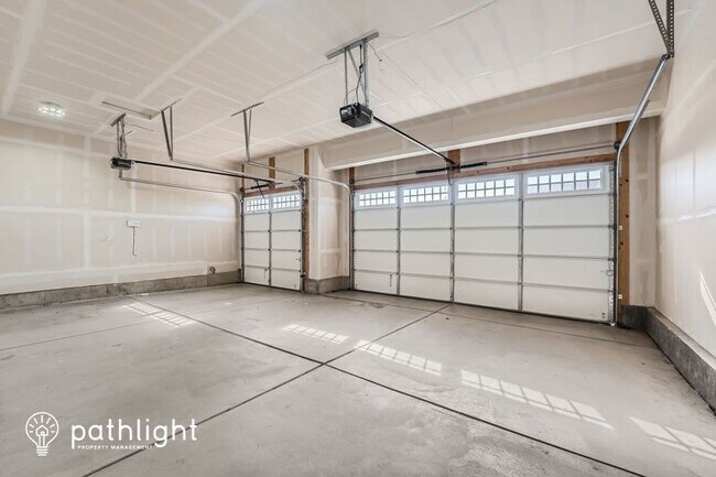 Building Photo - 720 Penstemon Dr