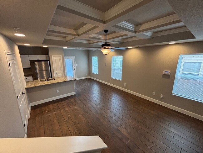 Building Photo - Stylish Townhome Near Randolph AFB – Avail...