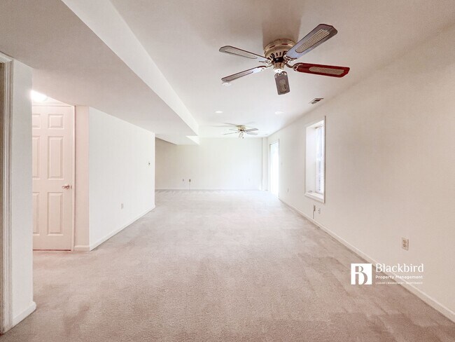 Building Photo - 15412 Overlea Ct