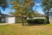 Building Photo - 11011 Almond Grove