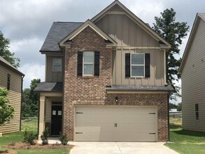 Building Photo - Beautiful  3 Bedroom Home