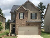 Building Photo - Beautiful  3 Bedroom Home
