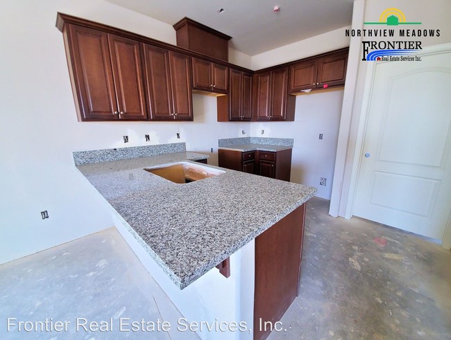 Building Photo - 2 br, 2 bath House - 800 Black Rock Way #B