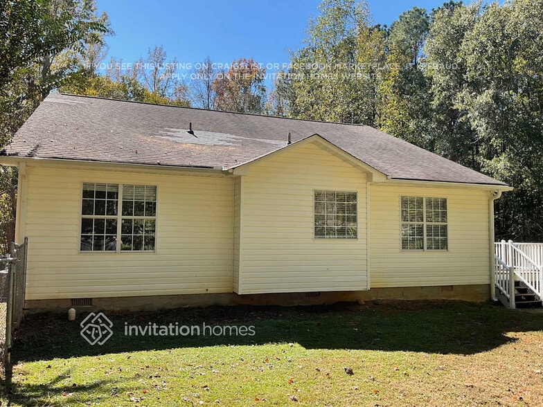 Building Photo - 486 S Ola Rd