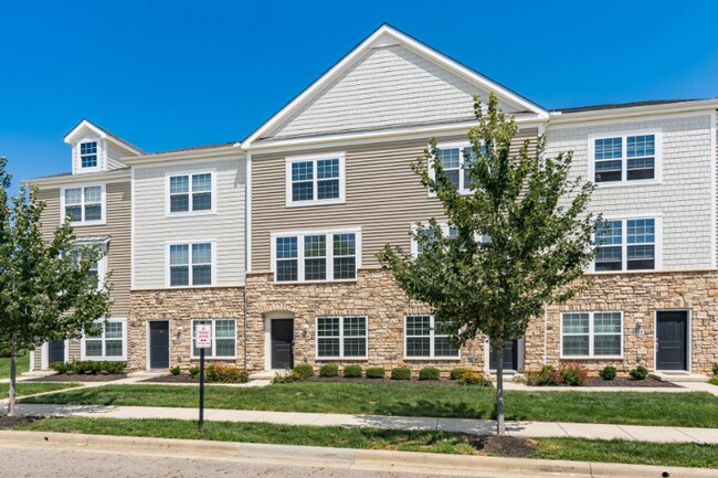 Building Photo - 280 Autumn Ridge Cir