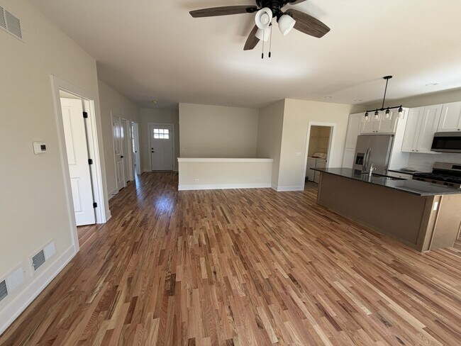 Building Photo - 931 Partridge Cir