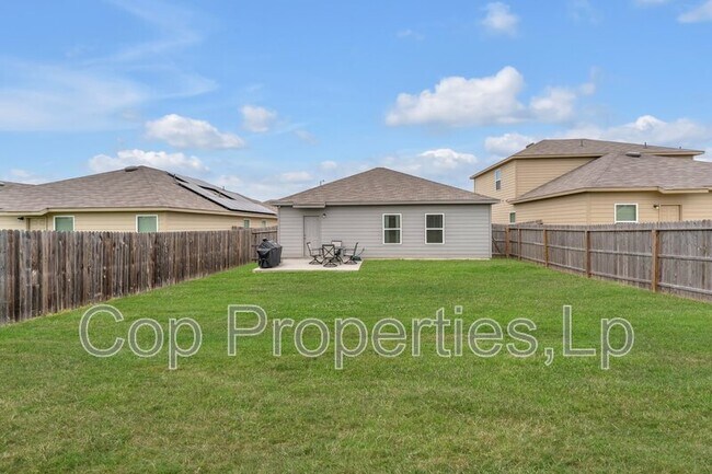 Building Photo - 7127 Mesa Cliffs