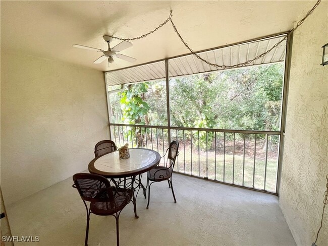 Building Photo - 645 Squire Cir