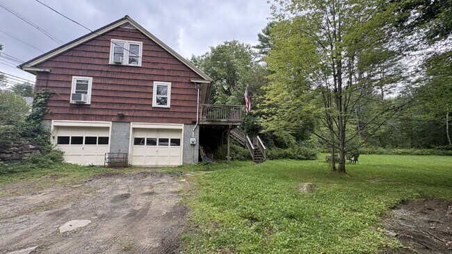 Building Photo - Spacious 4BR Single-Family Home with Fire Pit, Chicken Coop & 2-Car Garage!