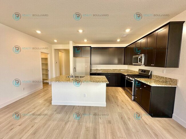 Building Photo - Brand New Home in Carson City 3 Bedroom 2 ...