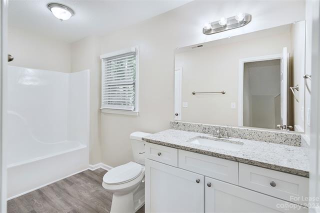 Building Photo - 5806 Katrine Ct