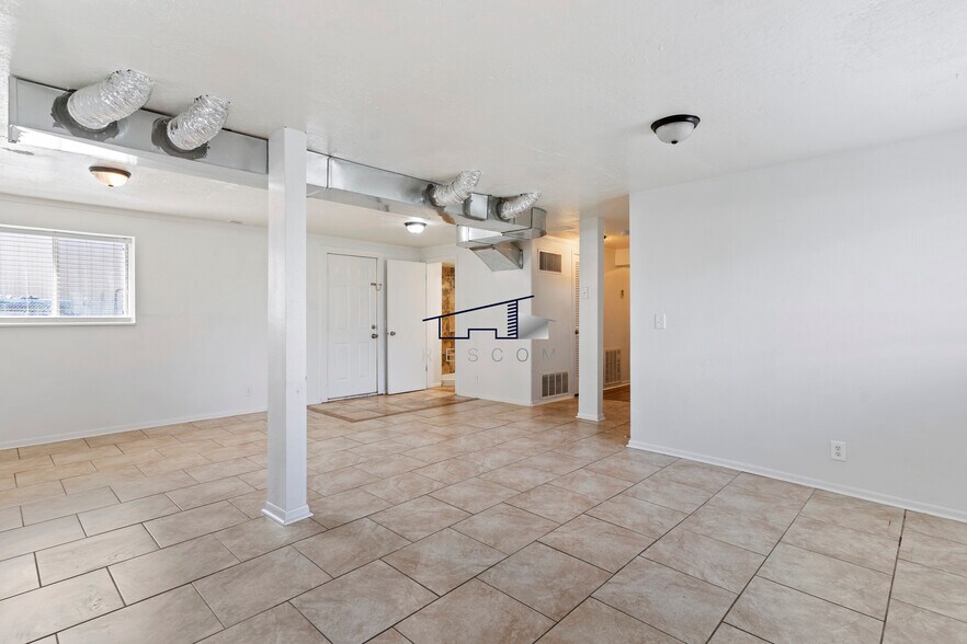 Building Photo - 1721 N 750 W