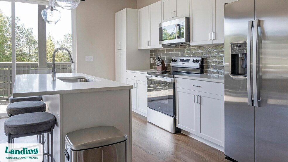 Building Photo - 1000 Forestview Dr