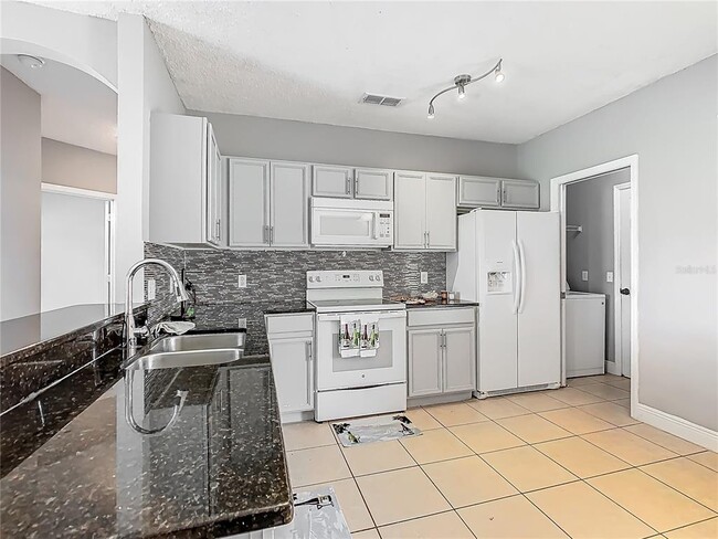 Building Photo - 107 Carlisle Ct