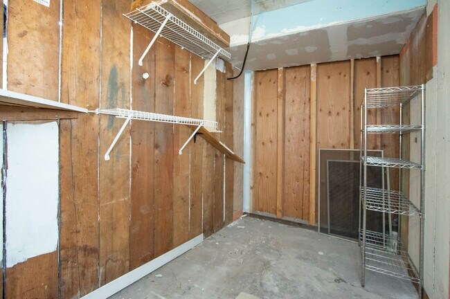 Building Photo - 2760 Sacramento St