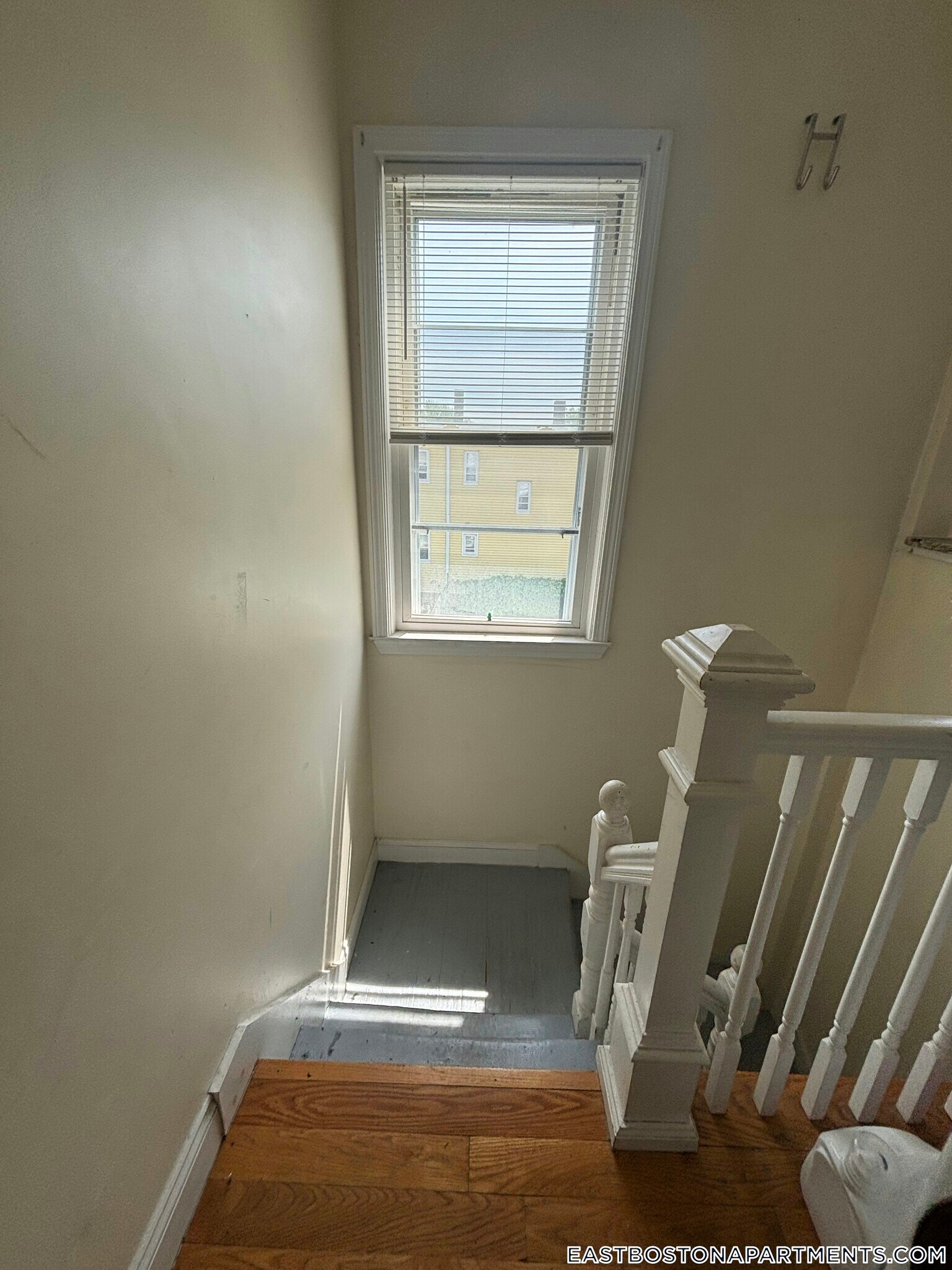 Building Photo - 30 Wordsworth St