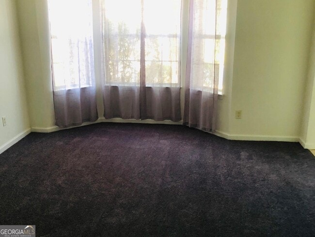 Building Photo - 6135 Crooked Creek Dr.