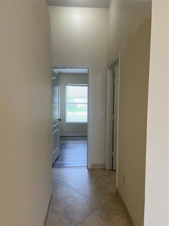 Building Photo - 1640 Carriage Brooke Dr