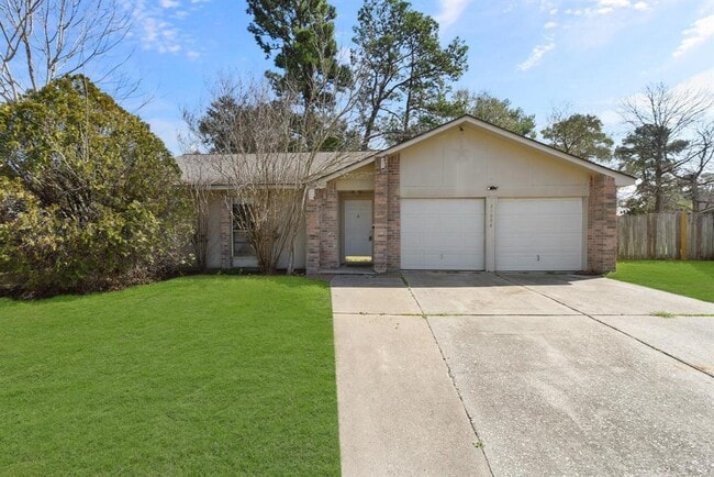Primary Photo - 21006 Bridgeview Cir