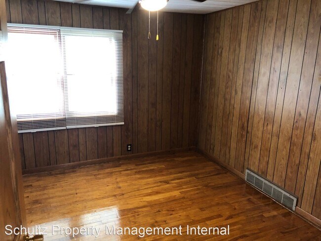Building Photo - 2 br, 1 bath House - 2711 Maple Drive
