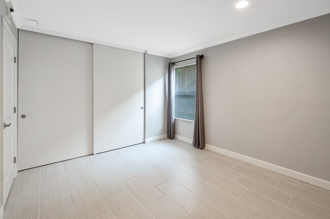 Building Photo - 386 Orange Blossom