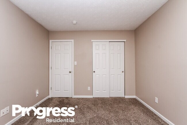 Building Photo - 1010 Hendon Ct