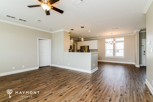 Building Photo - Stylish 3-Bedroom Home