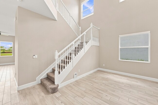 Building Photo - 5608 Macoon Wy