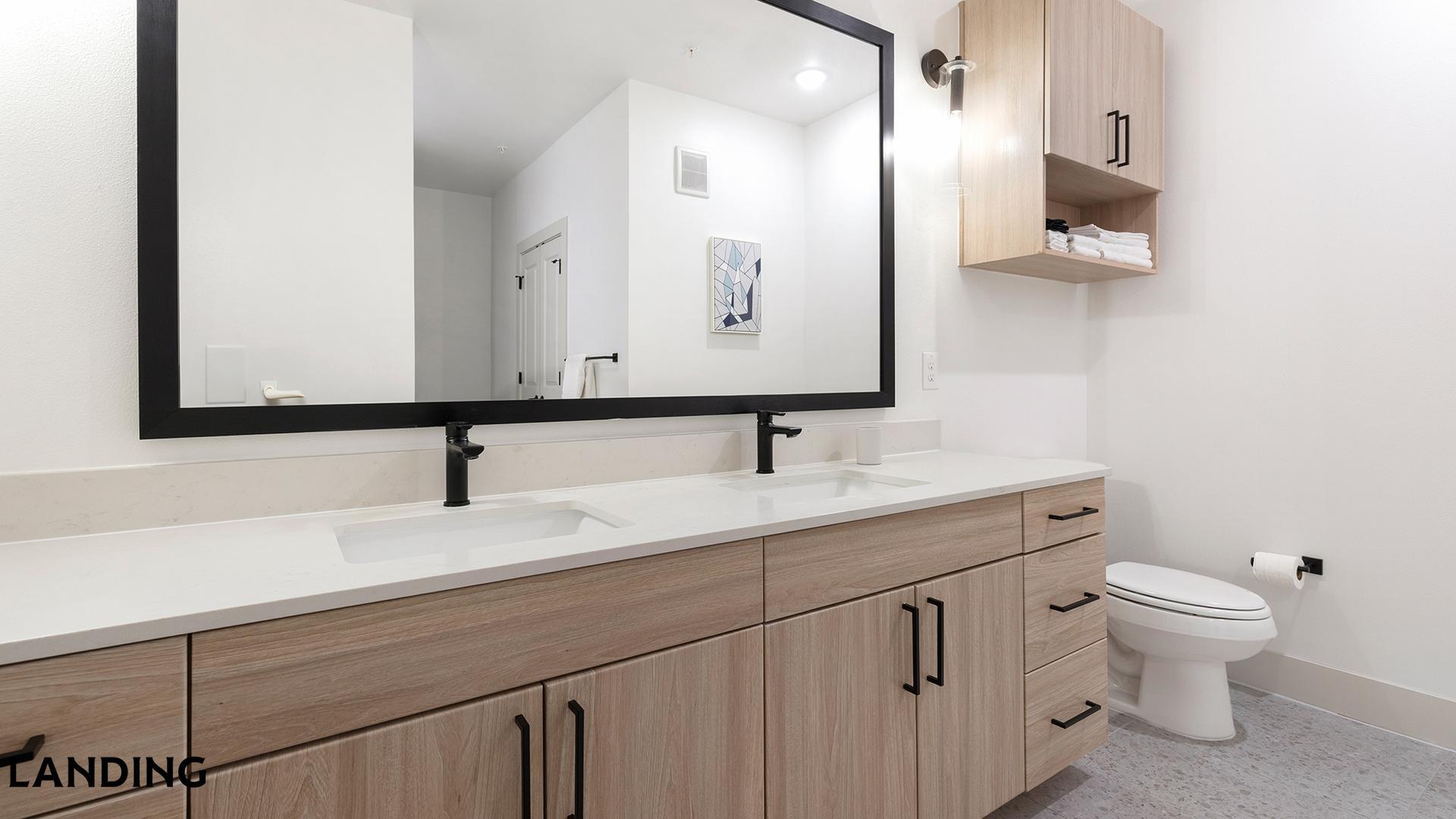 Building Photo - 18111 La Cantera Terrace