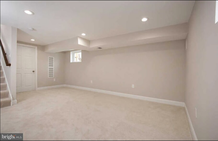 Downstairs space - 127 S Jordan St