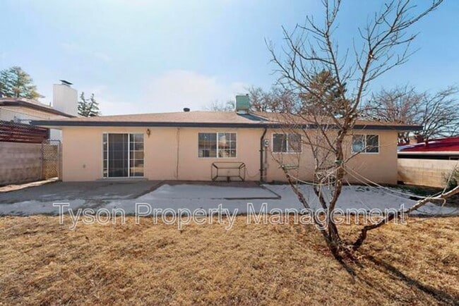 Building Photo - 12241 Woodland Ave NE