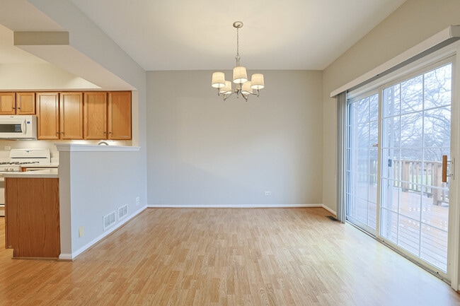 Building Photo - 145 Farmgate Dr