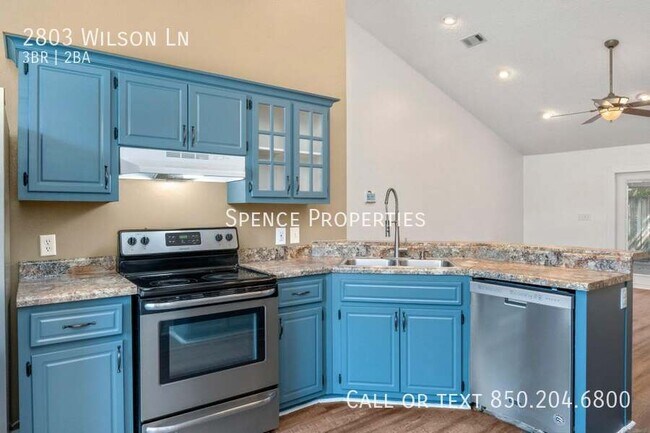 Building Photo - 2803 Wilson Ln