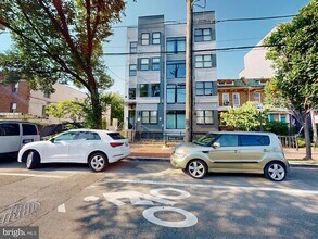 Building Photo - 927 Kennedy St NW