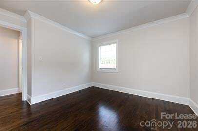 Building Photo - 1704 Club Rd