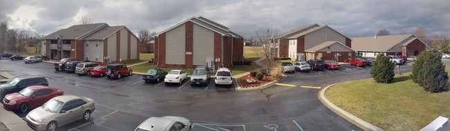 Building Photo - Valley Court Apartments