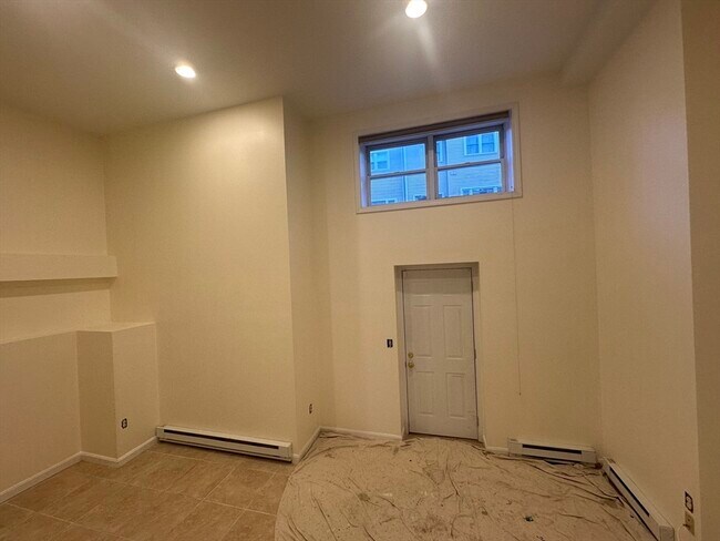 Building Photo - 40 Tisdale Dr