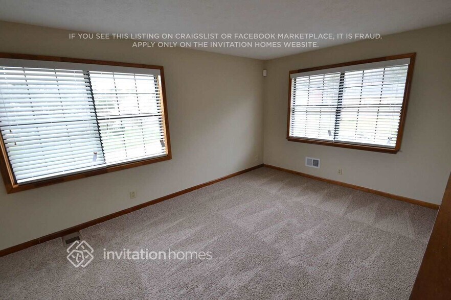 Building Photo - 2700 Rockdale Dr